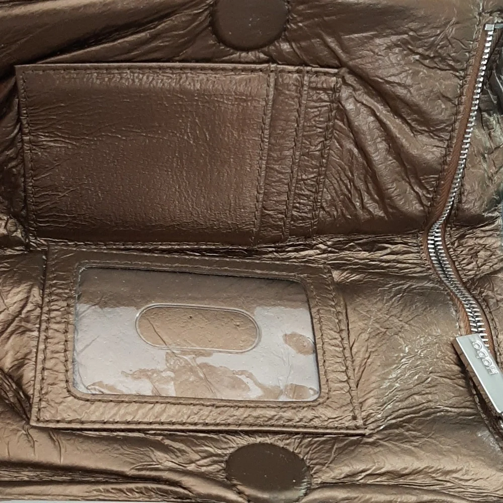 HOBO Lauren Wallet - Picture 5 of 13
